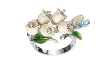 Кольцо из серебра 925 с кораллами