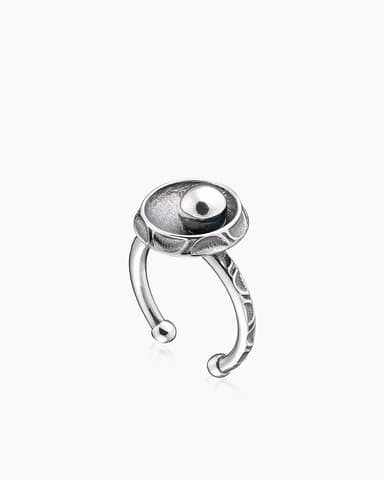 Кольцо из серебра 925 без вставки