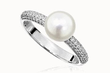 Кольцо из серебра 925 с жемчугом