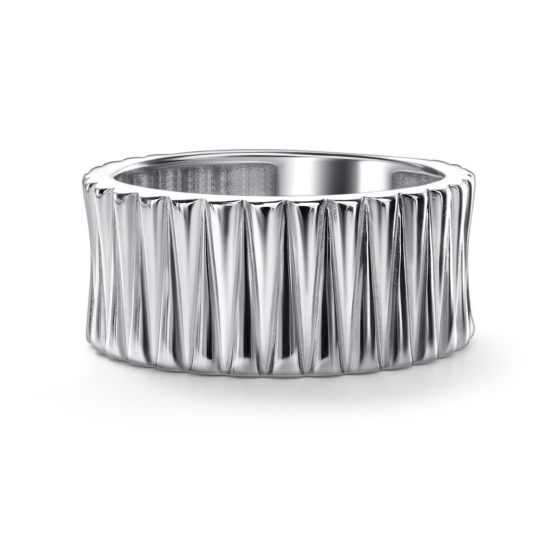 Кольцо из серебра 925 без вставки