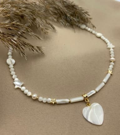 Колье из стали с перламутром