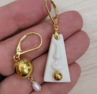 Серьги из латуни с фарфором