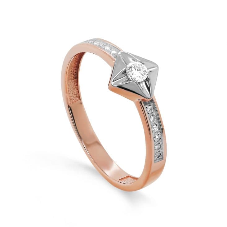 Кольцо из золота 585 с бриллиантами