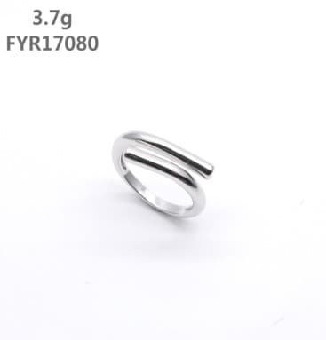 Кольцо из серебра 925 без вставки