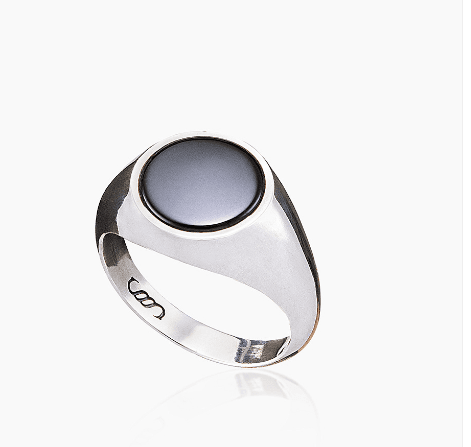 Кольцо из серебра 925 с ониксом