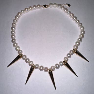 Колье из стали с жемчугом