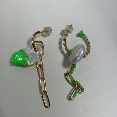 Серьги из стали с жемчугом